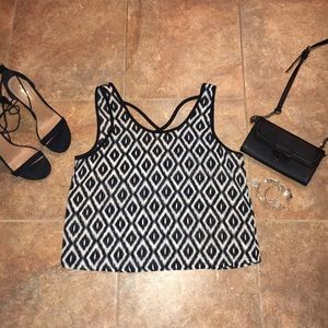 *MOVING SALE*BUY NOW* Loose Patterned Crop Tank