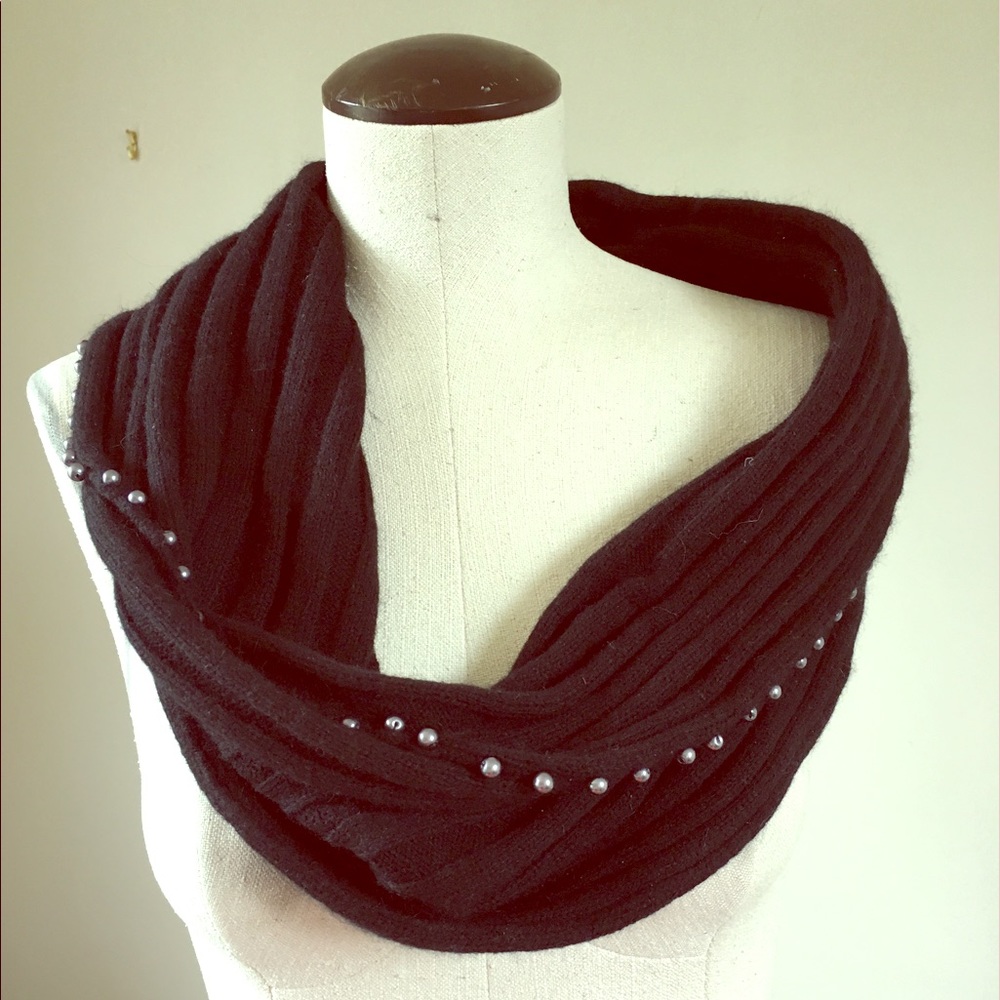 One size, dark navy blue infinity scarf