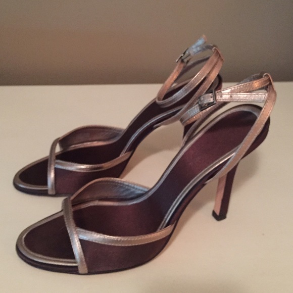 BCBG MaxAzria Maxime Pumps Size 6.5 - Picture 3 of 6