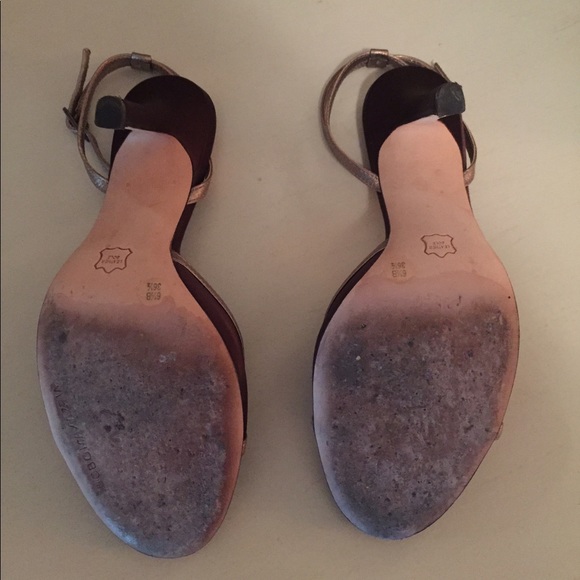 BCBG MaxAzria Maxime Pumps Size 6.5 - Picture 5 of 6