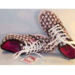 Vans Atwood Rare Hello Kitty Women's Size 9