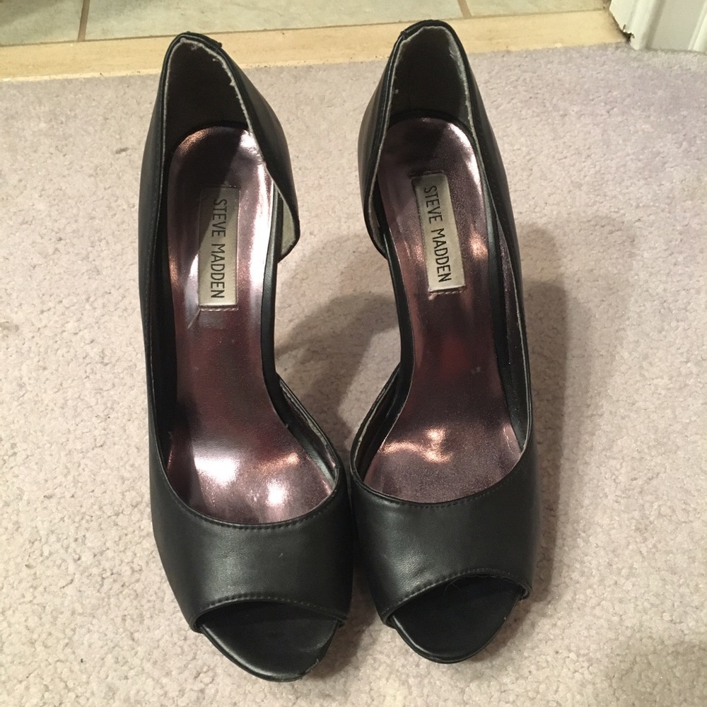 Steve Madden peep toe heels