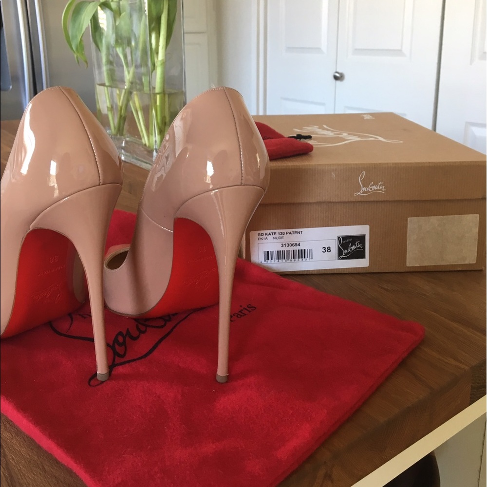 Christian Louboutin Nude Patent So Kate Pumps