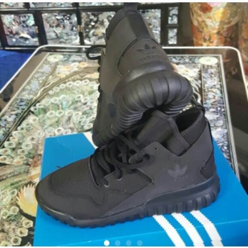 Adidas Tubular x