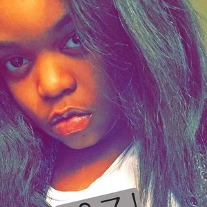 Meet your Posher, Raychel