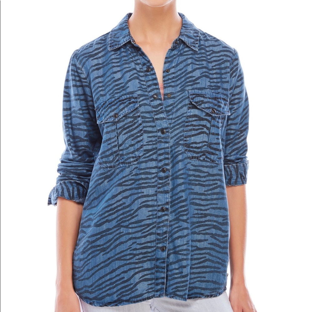 Maison Scotch Animal Printed Shirts size 1