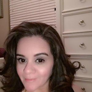 Meet your Posher, Isabel