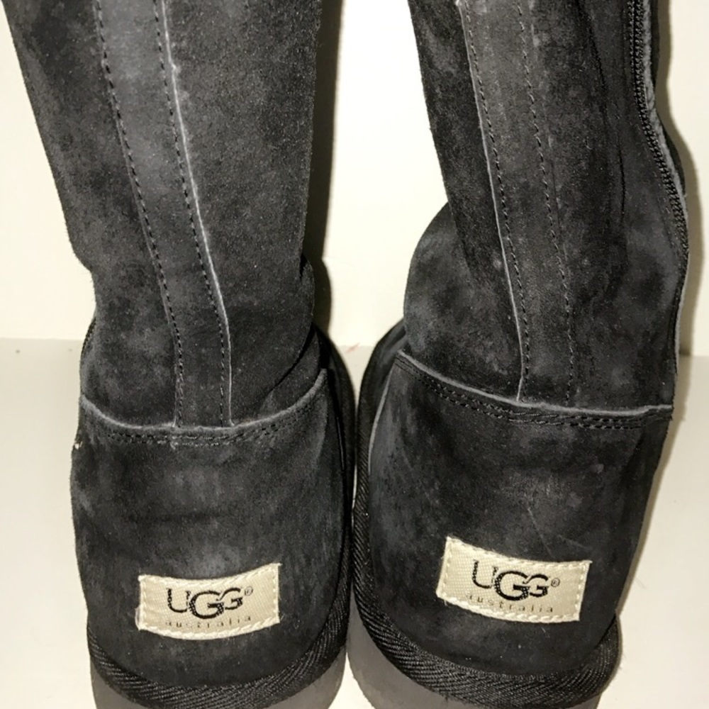 Black Ugg Kensington Boot