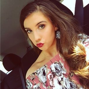 Meet your Posher, Megan