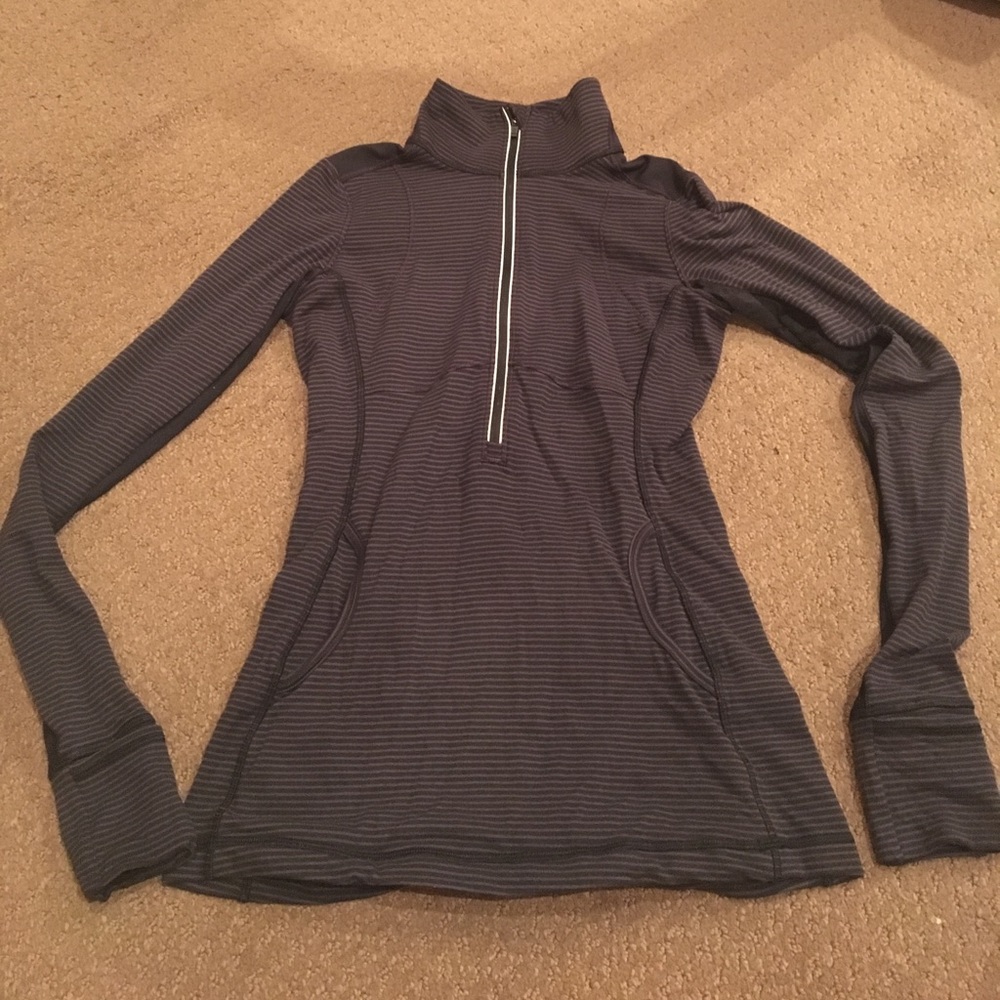 Lululemon long sleeve sweater!!