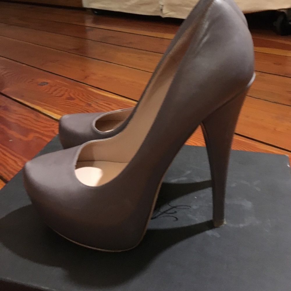 Alejandro Ingelmo Haze Sophia size 38