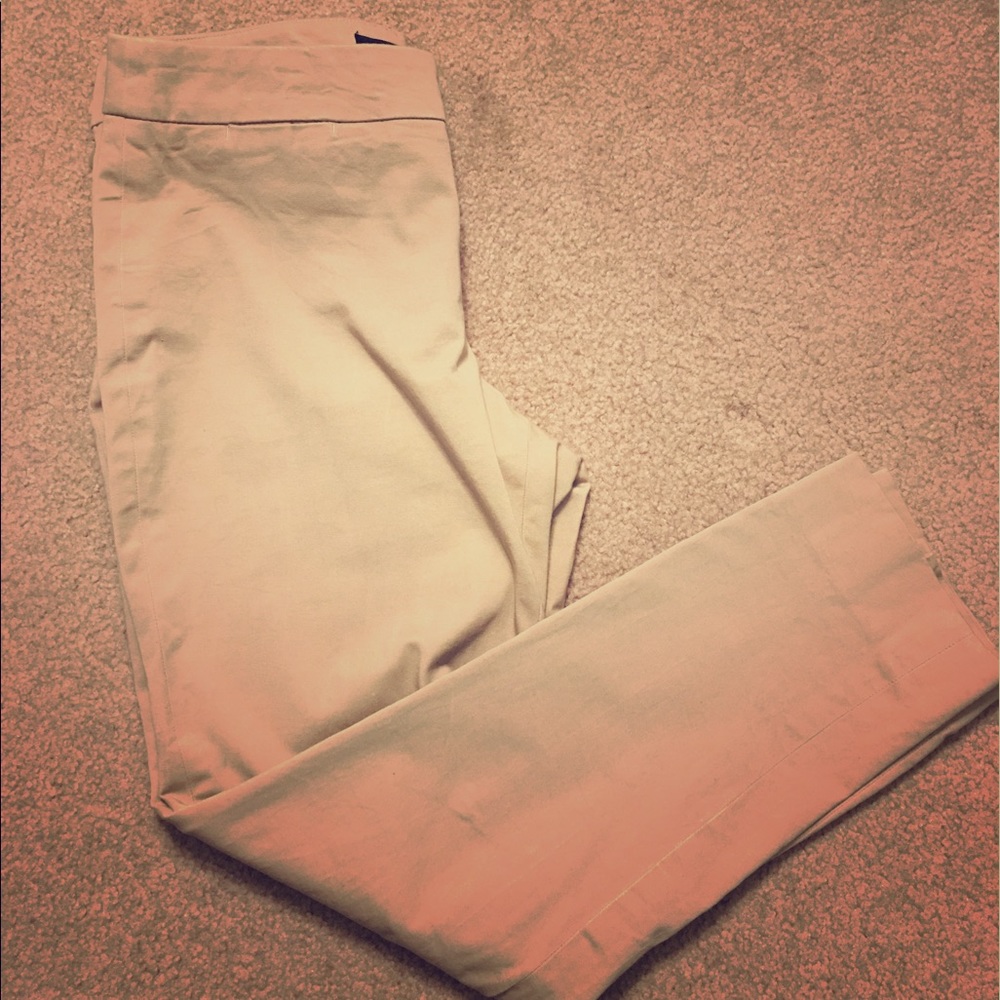 Khaki Capri pants