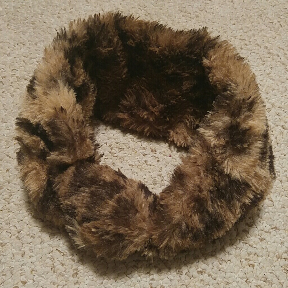 Leopard Print earmuff headband