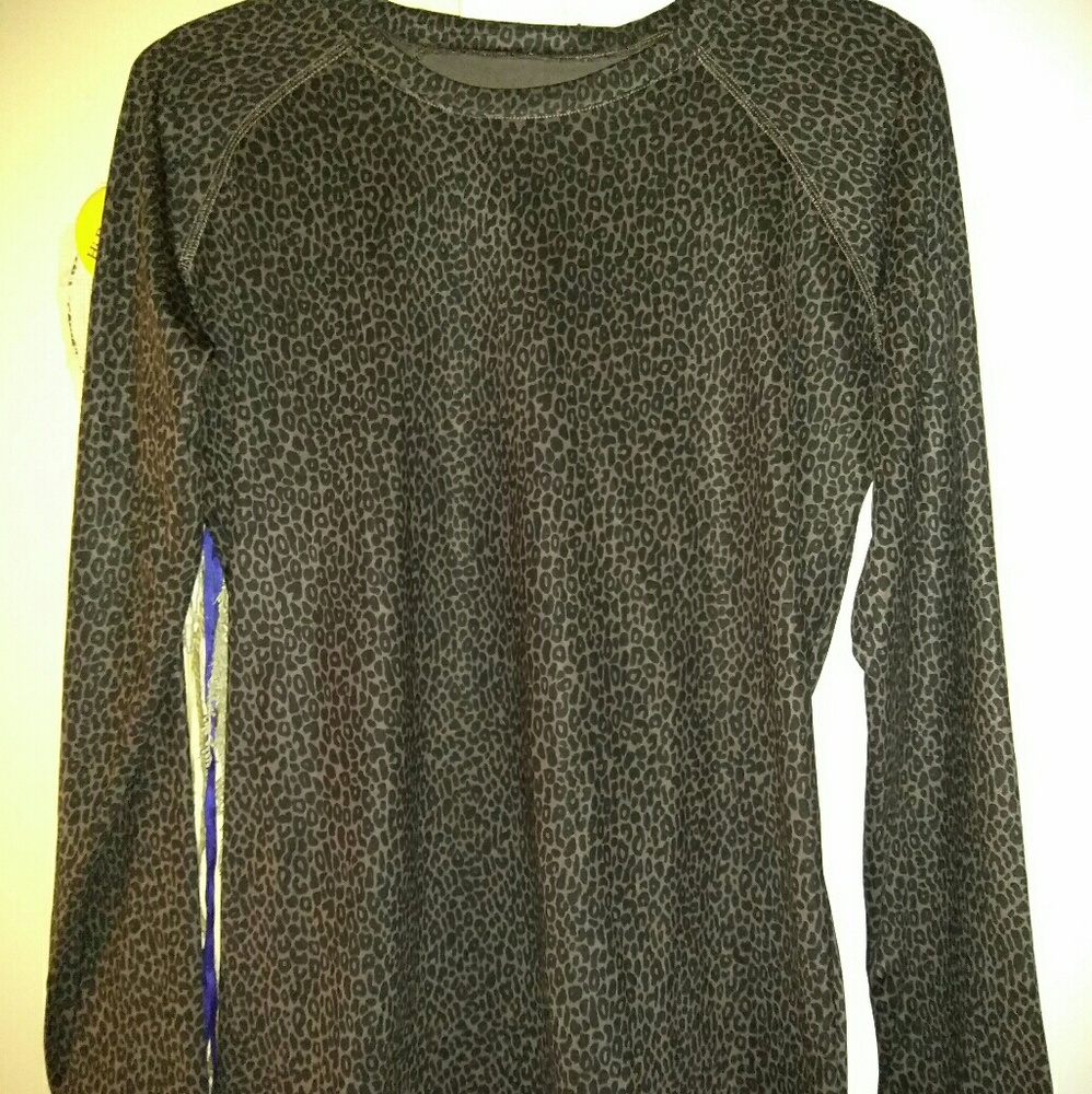 Workout Shirt Buddle!