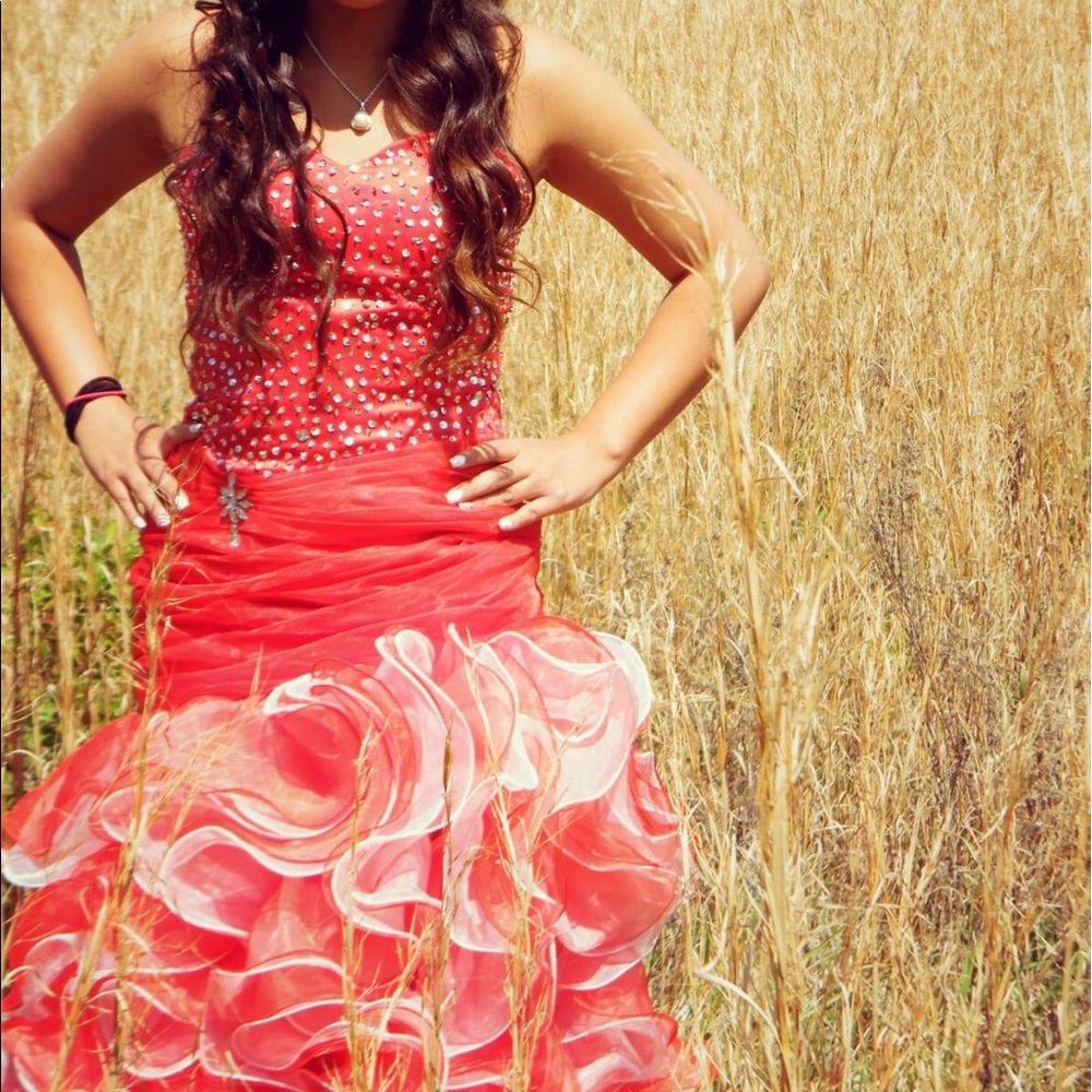 Red prom dress