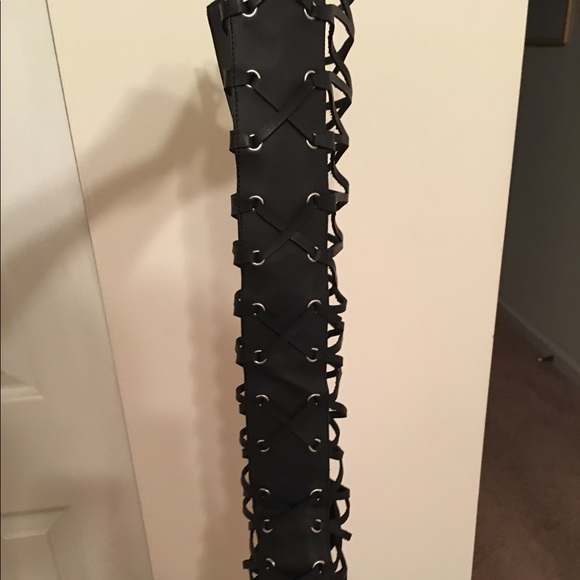 Ashley Stewart Black 11W Gladiator Sandals - Picture 4 of 8