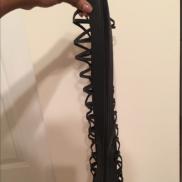 Ashley Stewart Black 11W Gladiator Sandals - Picture 6 of 8