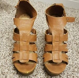 Guess wedges