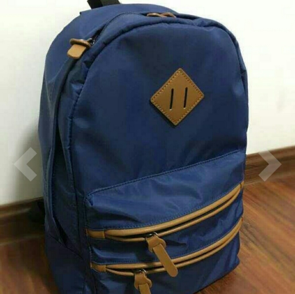 Womens casual back pack book bag school laptop