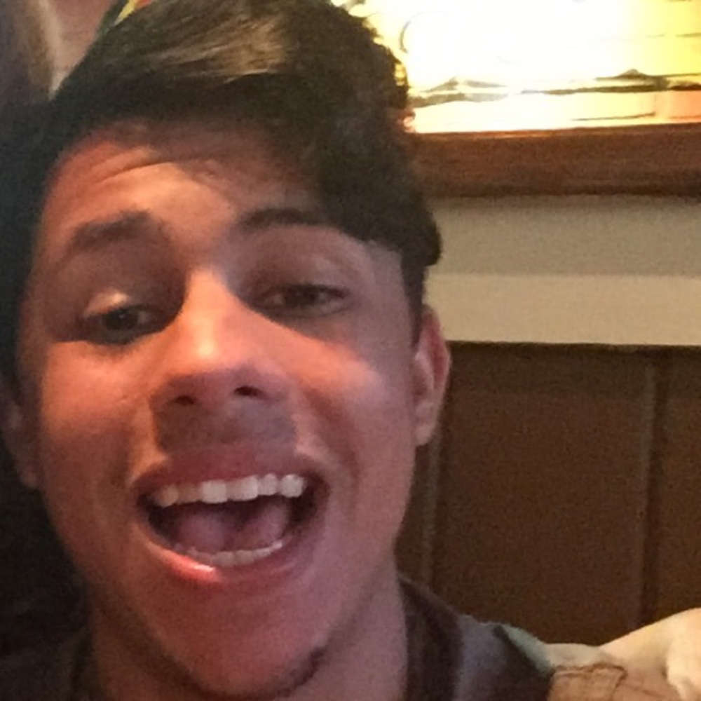 Meet your Posher, Cj