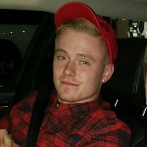 Meet your Posher, Tyler