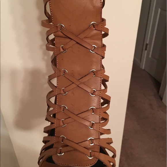 Ashley Stewart Cognac Gladiator sandals 11W - Picture 6 of 8