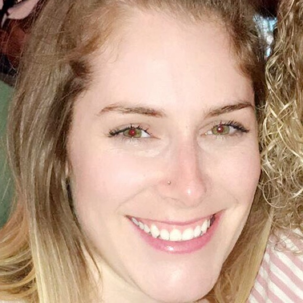 Meet your Posher, Hayley