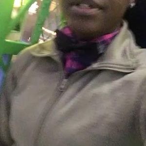 Meet your Posher, Tanika