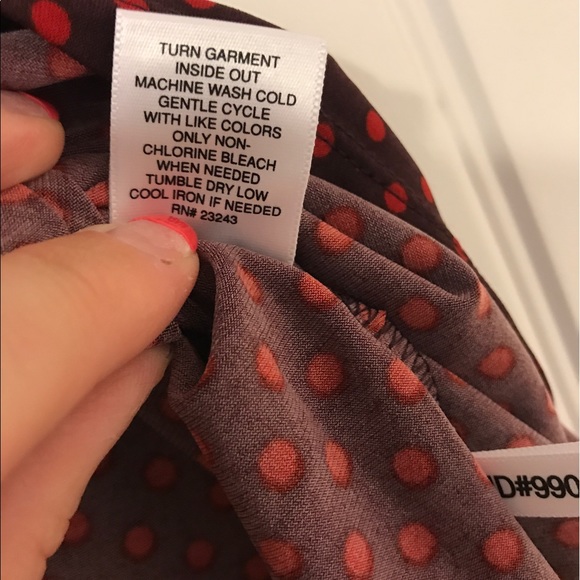 Keyhole Top - Picture 6 of 6