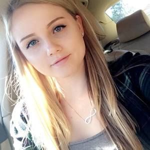 Meet your Posher, Mckenzie