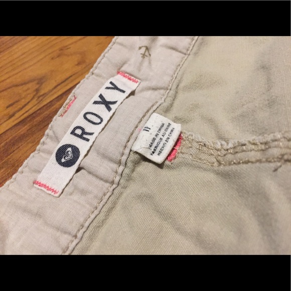 Khaki Roxy pants - Picture 3 of 3