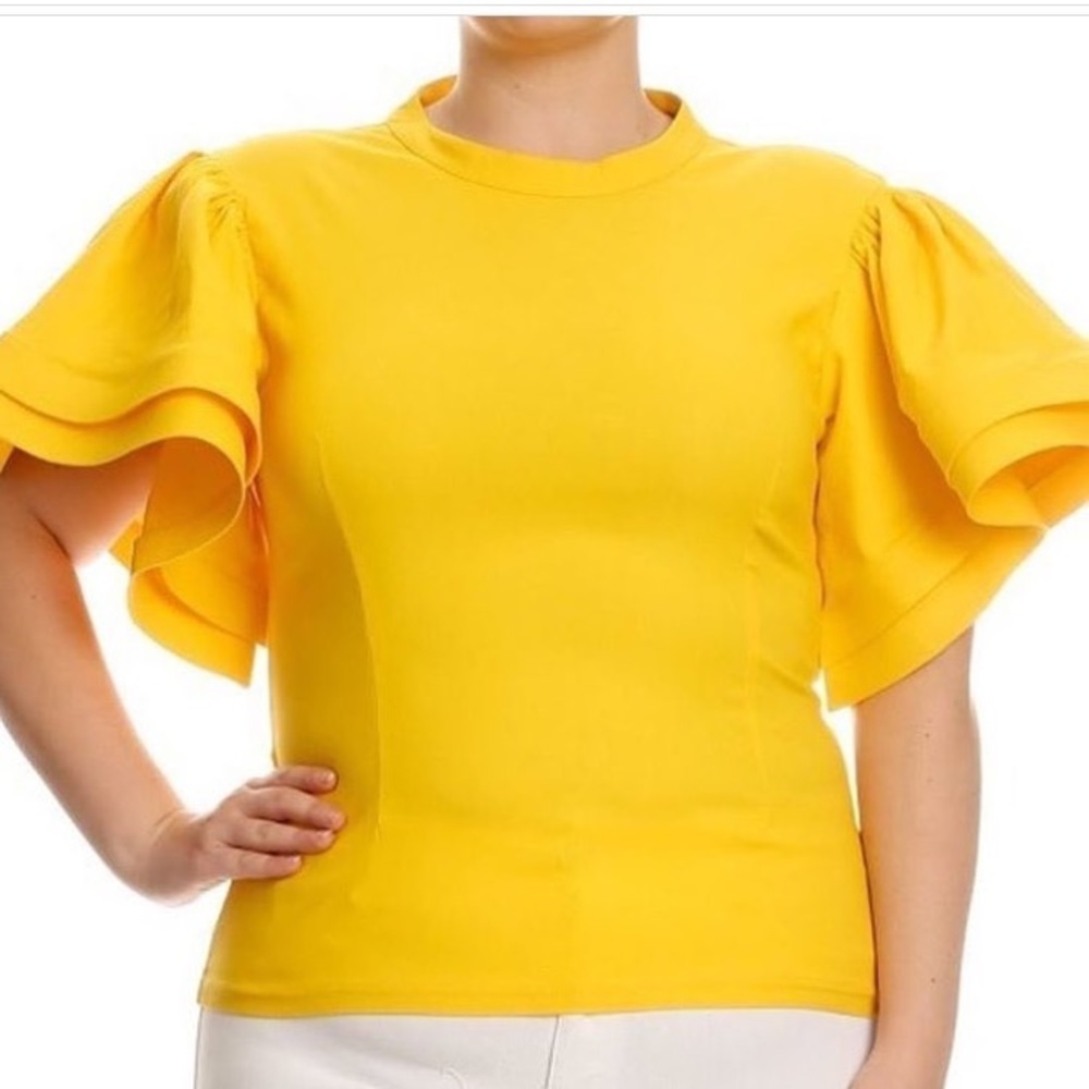 Fitted top with bell sleeves