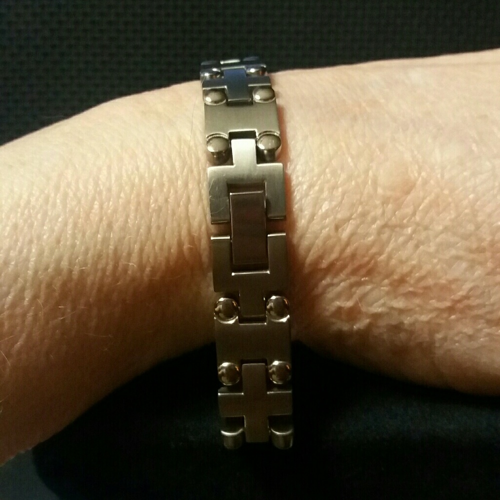 Unisex bracelet