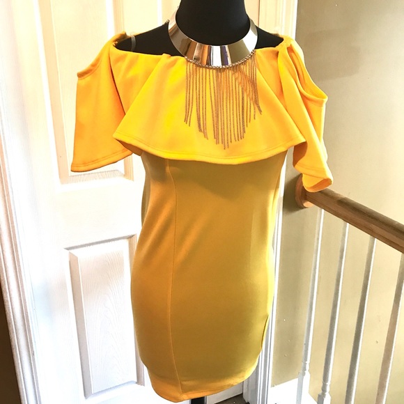 💕 Off The Shoulder Ruffle Dress - Picture 3 of 8