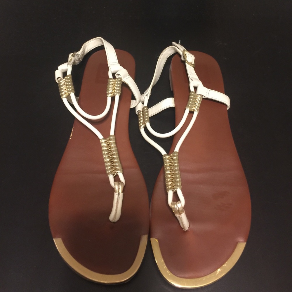 Dolce Vita Strappy Sandals 🌼