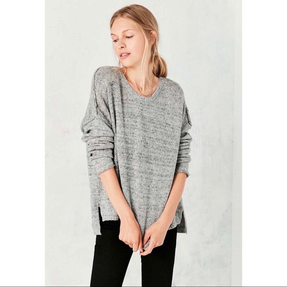 UO BDG Drop Shoulder Pullover Top - Picture 2 of 6