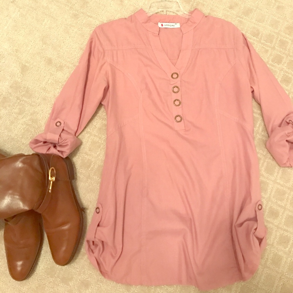 Shirt dress with brass metal button clasps