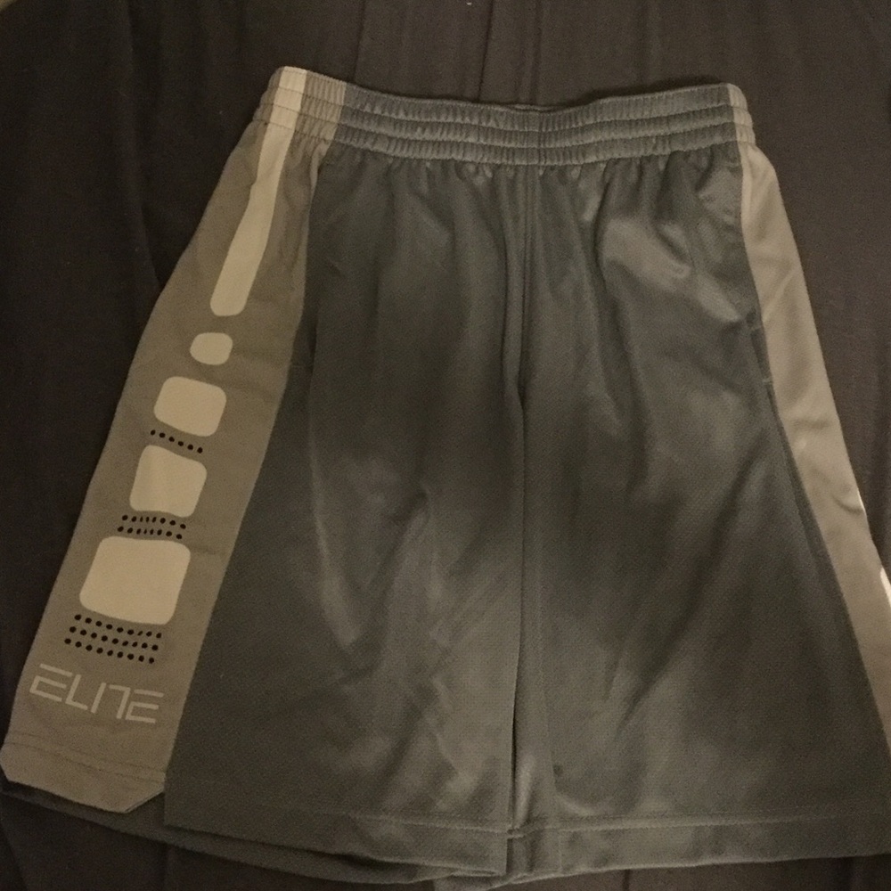 Brand new grey Nike elite Basketball Shorts!