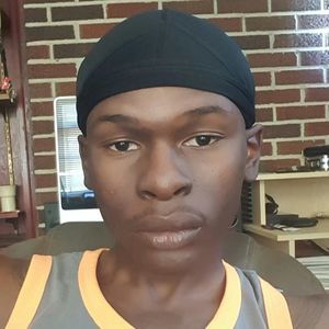 Meet your Posher, Gregory