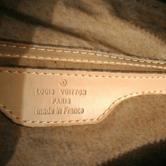 Louie Vuitton hand bag - Picture 4 of 4