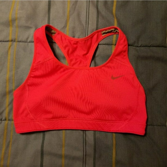 Dri Fit Nike Sports Bra Size Small - Picture 1 of 4