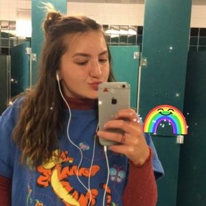 Meet your Posher, Julia