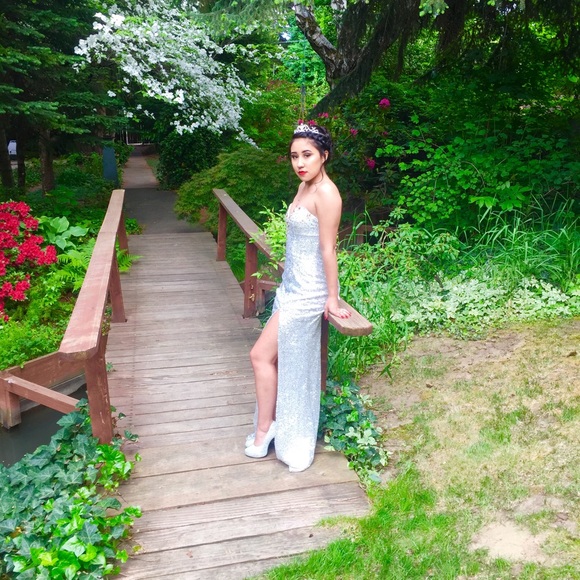 SEQUIN PROM DRESS!!! - Picture 3 of 3