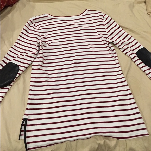 Top - Picture 2 of 3