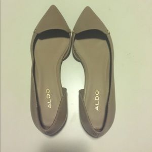 Tan Aldo flats (like new)