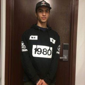 STUSSY HOODIE