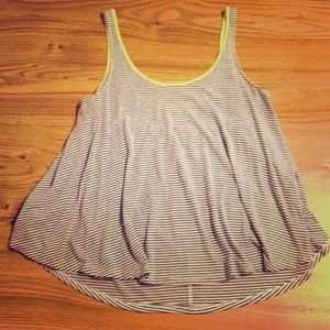 AMERICAN EAGLE STRIPED FLOWY TANK SIZE L