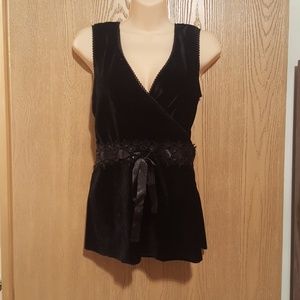 BLACK VELVET FAUX-WRAP SLEEVELESS TOP