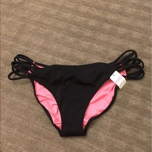BRAND NEW vs pink swim bottoms