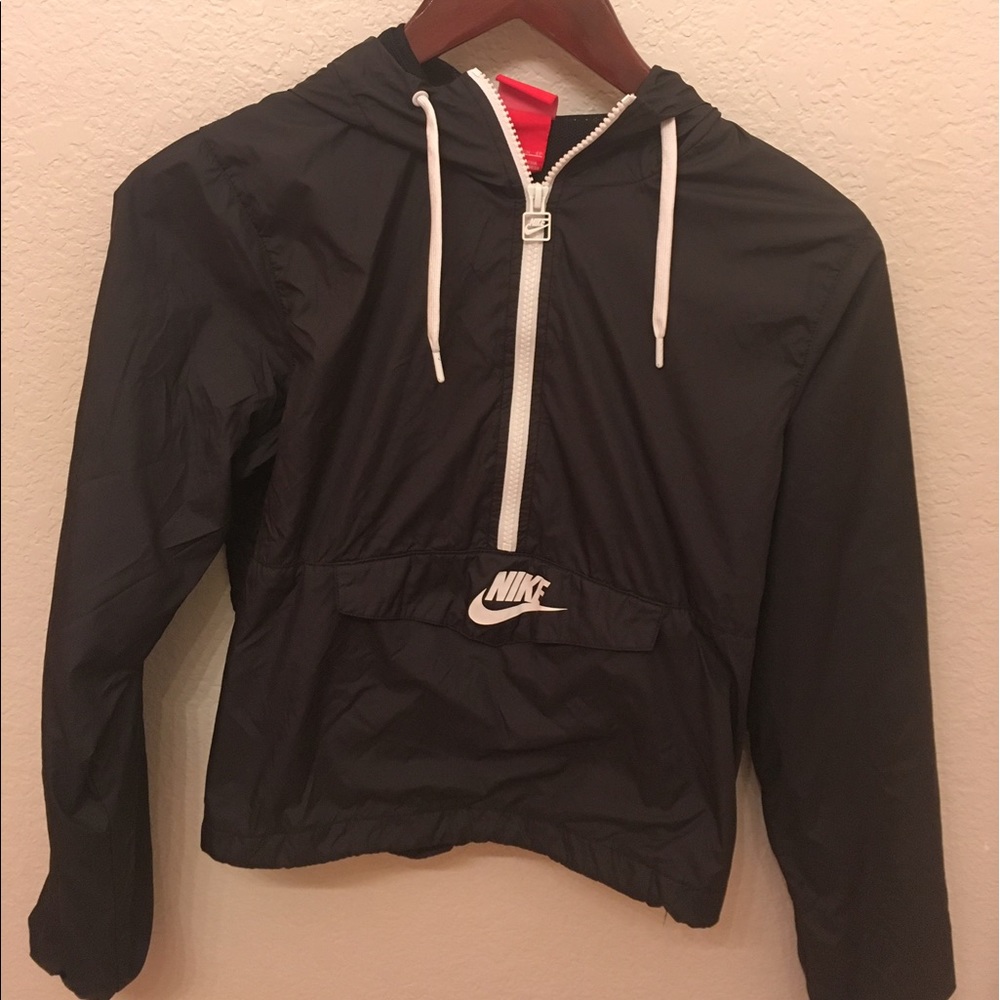 Nike windbreaker